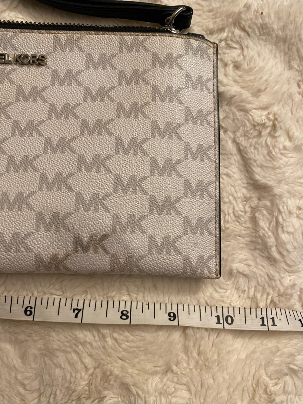 Michael Kors Beige and Black Monogram Wristlet Clutch - Picture 3 of 8